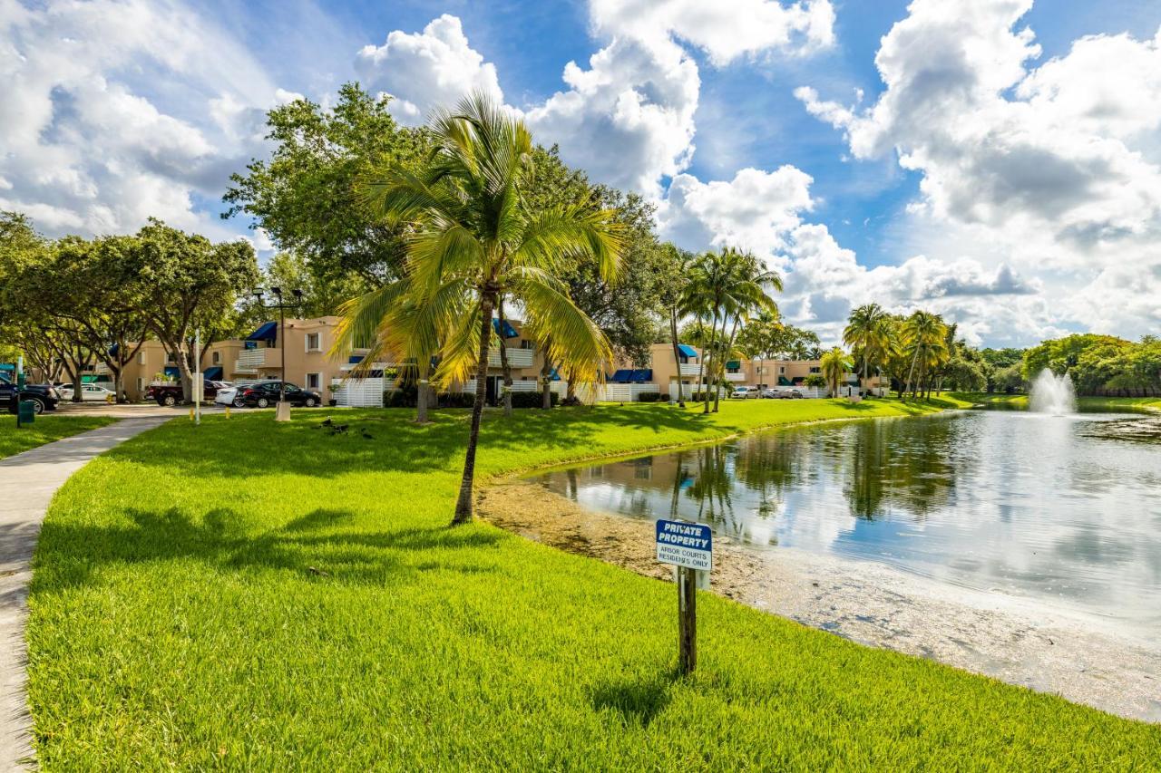 Luxurious And Cozy Townhouse 3 Bedrooms 2.5 Bath Miami Luaran gambar
